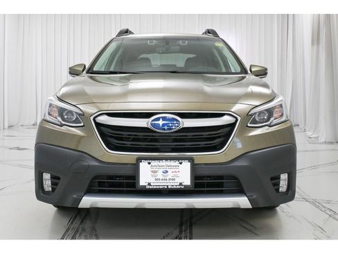 Used 2021 Subaru Outback Limited XT image 3