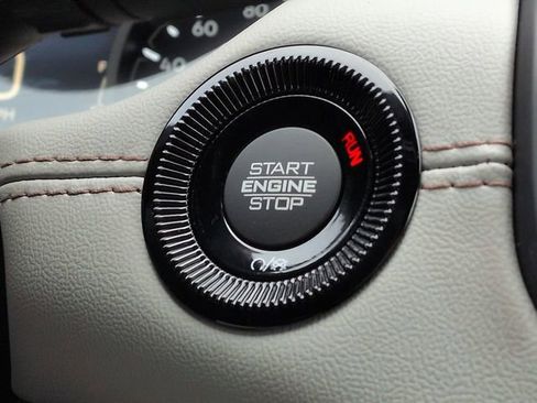 New 2026 Jeep Compass Limited image 28