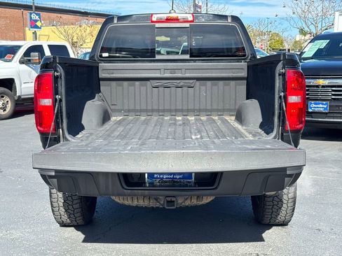 Used 2019 Chevrolet Colorado ZR2 image 13