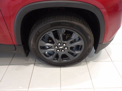Used 2021 Chevrolet Traverse RS AWD/4WD image 31