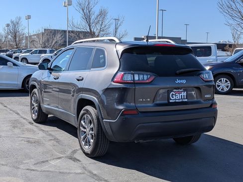 Used 2020 Jeep Cherokee Latitude Plus w/ Cold Weather Group image 8
