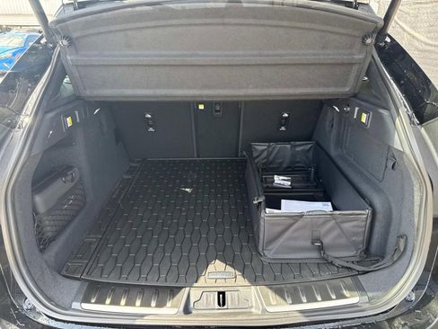 New 2026 Jaguar F-PACE R-Dynamic S image 7