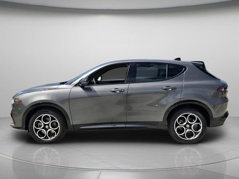 New 2026 Alfa Romeo Tonale w/ Red Premium Package AWD/4WD image 2