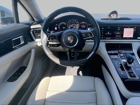 Used 2022 Porsche Panamera 4S AWD/4WD image 6