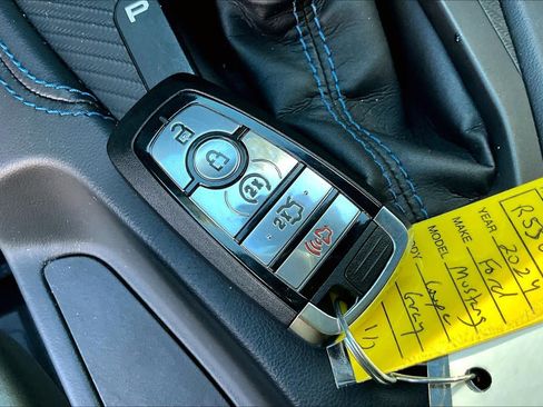 Used 2024 Ford Mustang Dark Horse image 12