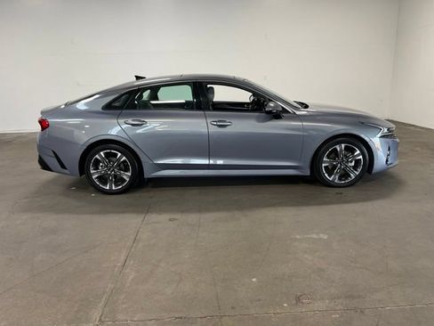 Used 2021 Kia K5 EX FWD image 2