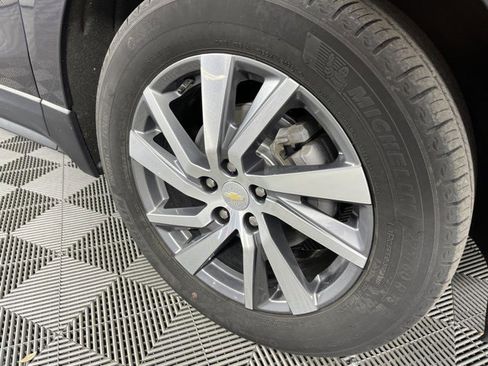Used 2022 Chevrolet Equinox LT AWD/4WD image 12