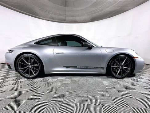 Certified 2024 Porsche 911 Carrera T RWD image 8