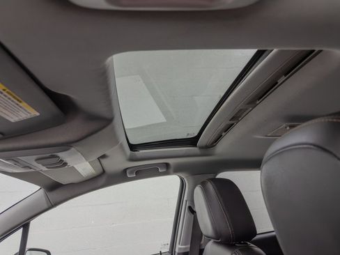 Used 2020 Chevrolet Trax Premier FWD image 14