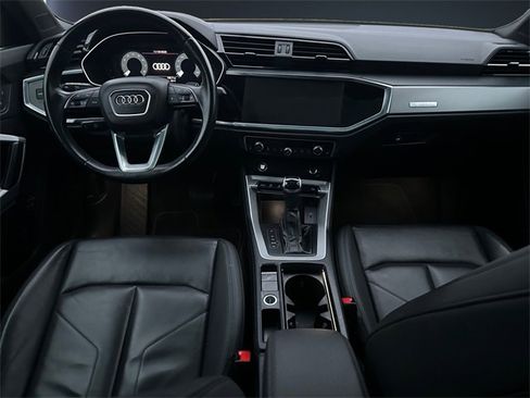 Used 2023 Audi Q3 2.0T Premium image 10