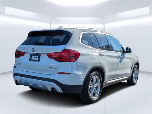 Used 2019 BMW X3 xDrive30i image 3