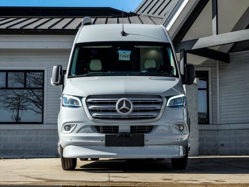 New 2024 Mercedes-Benz Sprinter 3500 image 9