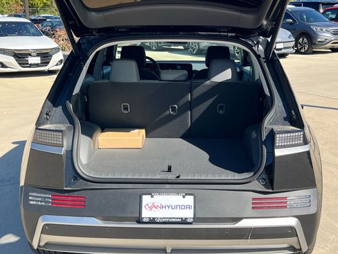 New 2026 Hyundai Ioniq 5 SEL image 14