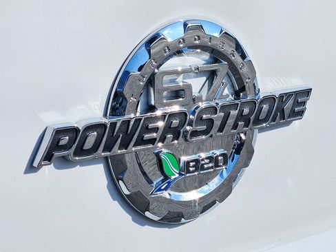 Used 2016 Ford F350 Lariat w/ Lariat Ultimate Package AWD/4WD image 9