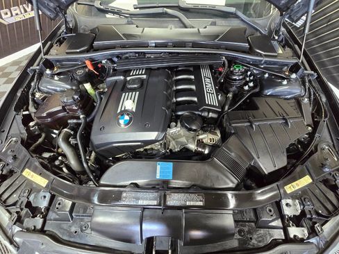 Used 2009 BMW 328i Convertible image 28