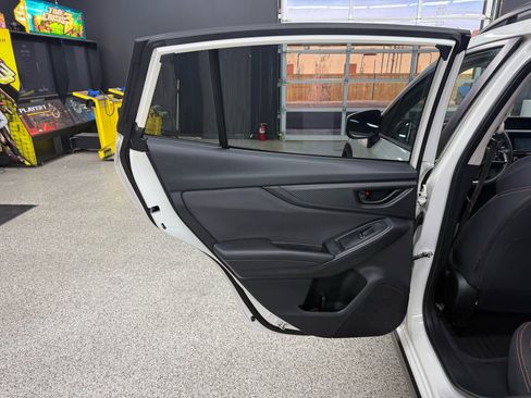 Used 2018 Subaru Crosstrek 2.0i Premium w/ Eyesight System image 13