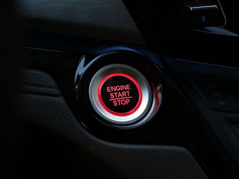 Used 2025 Honda Odyssey Touring image 40