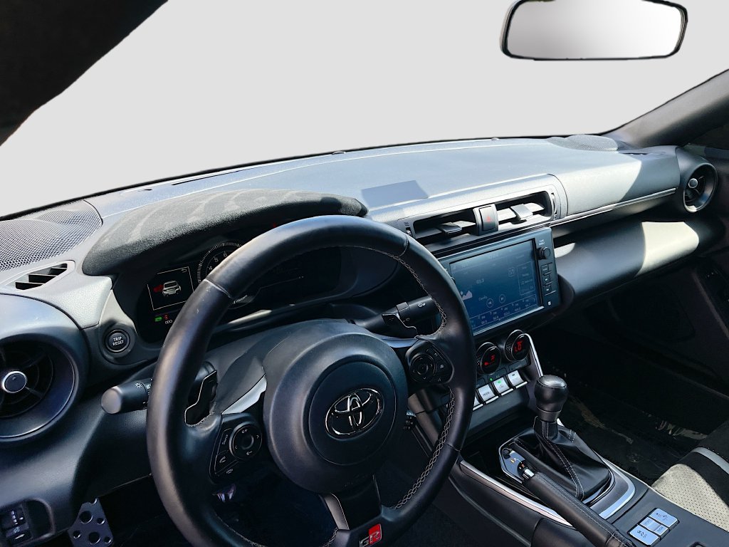 Used 2022 Toyota GR86 Premium w/ ALL Weather Mat Package (TMS) RWD image 9