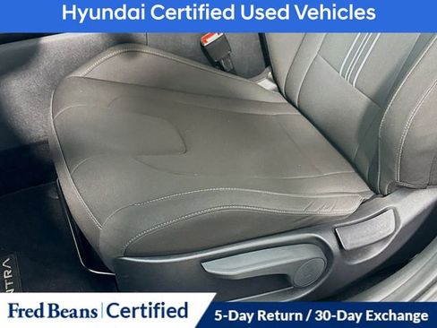 Certified 2023 Hyundai Elantra SEL FWD image 12