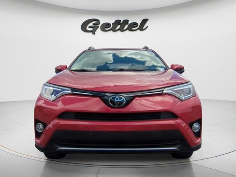 Used 2017 Toyota RAV4 Limited FWD image 2