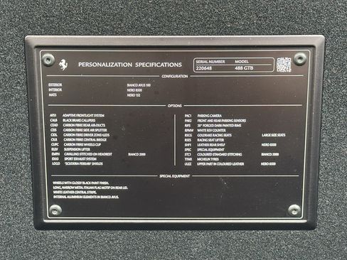 Used 2017 Ferrari 488 GTB RWD image 11