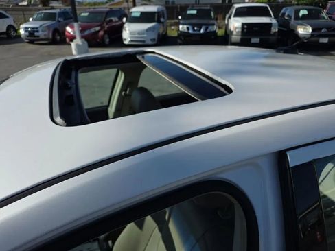 Used 2011 Ford Fusion Hybrid w/ 502A Rapid Spec Order Code FWD image 54