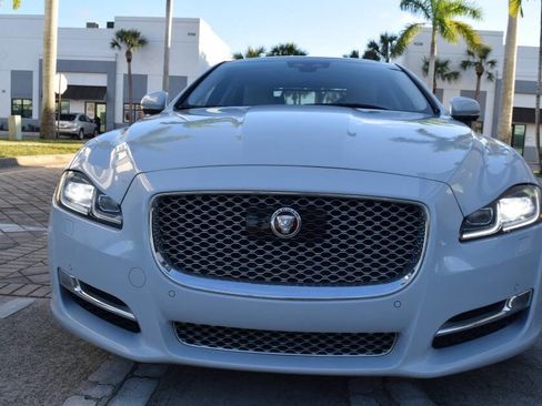 Used 2019 Jaguar XJ Collection image 35