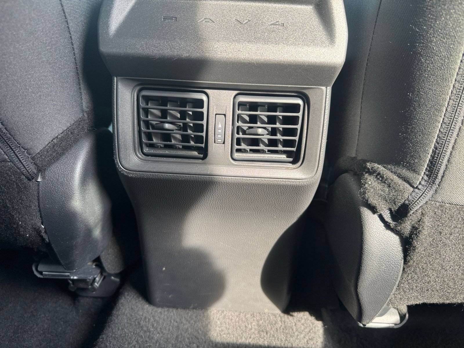 Used 2026 Toyota RAV4 LE AWD/4WD image 22