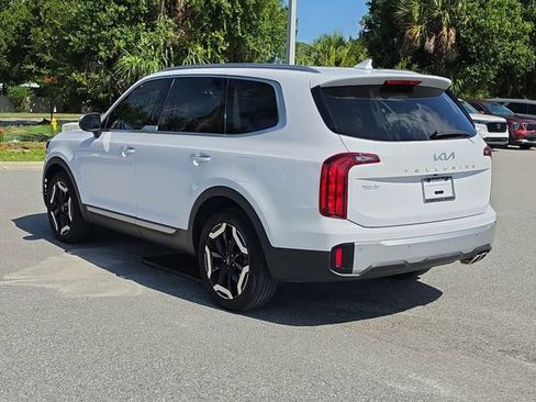 Certified 2024 Kia Telluride S w/ S Sunroof Package FWD image 3