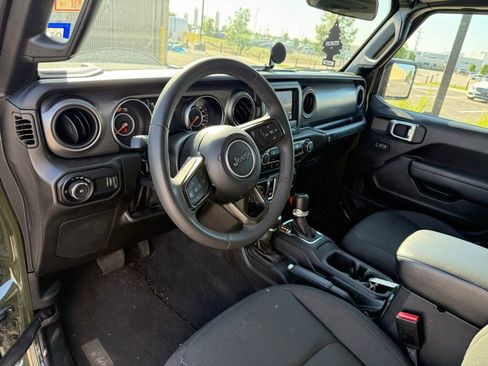 Used 2023 Jeep Wrangler Sport AWD/4WD image 7
