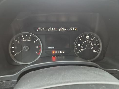 Used 2018 Ford F150 XLT w/ Equipment Group 302A Luxury AWD/4WD image 14