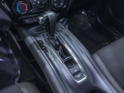 Used 2022 Honda HR-V Sport image 26