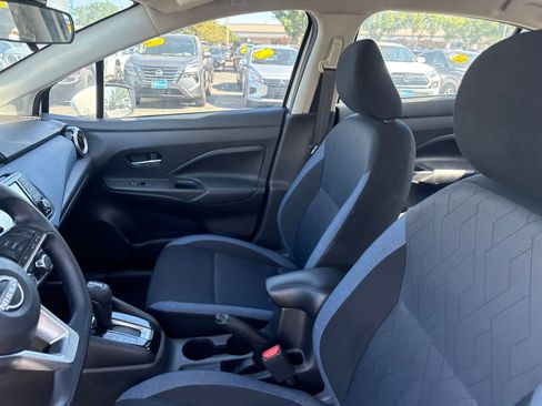 Used 2024 Nissan Versa SV FWD image 17