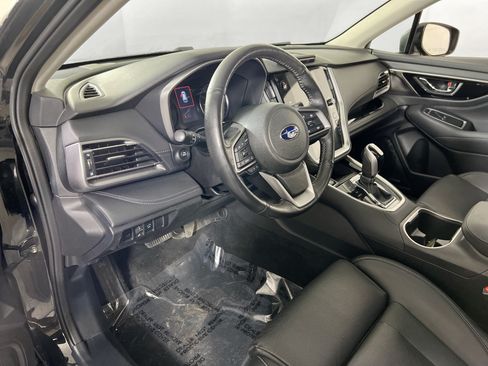 Used 2023 Subaru Outback Limited AWD/4WD image 9