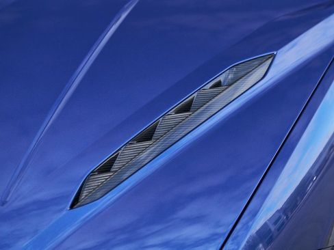 Used 2024 Lamborghini Urus Performante AWD/4WD image 8