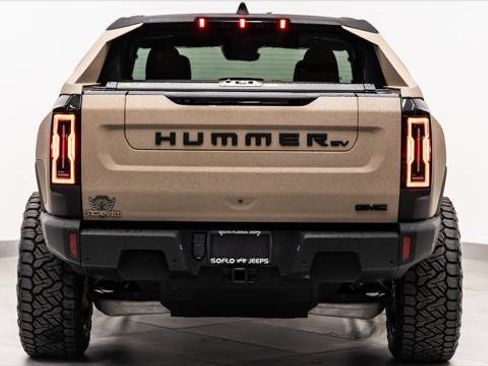 Used 2025 GMC Hummer EV 3X AWD/4WD image 8