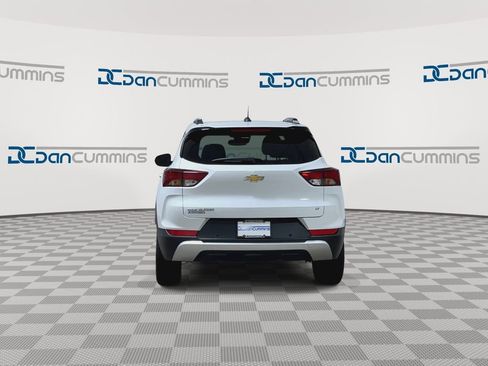 Used 2022 Chevrolet TrailBlazer LT w/ Convenience Package FWD image 7