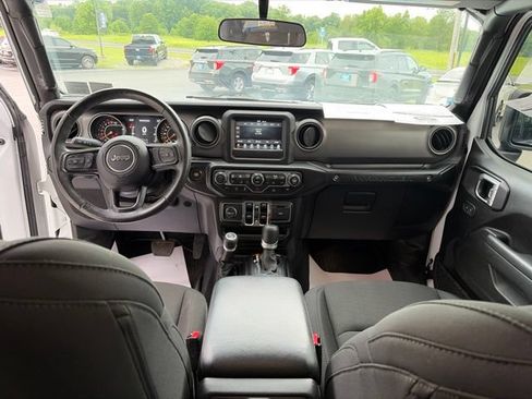 Used 2022 Jeep Wrangler Unlimited Sport AWD/4WD image 28