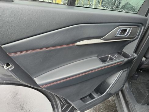 New 2026 Ford Explorer ST image 30