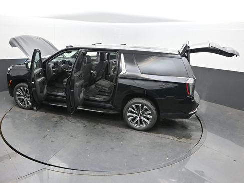New 2026 Chevrolet Suburban High Country w/ Sun And Tow Package image 47