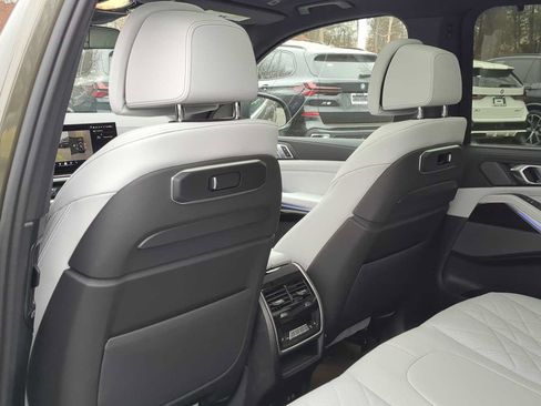 Used 2026 BMW X5 xDrive40i w/ Executive Package AWD/4WD image 19