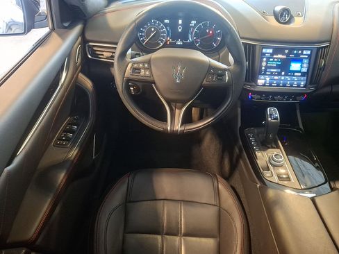 Used 2024 Maserati Levante GT Ultima AWD/4WD image 4
