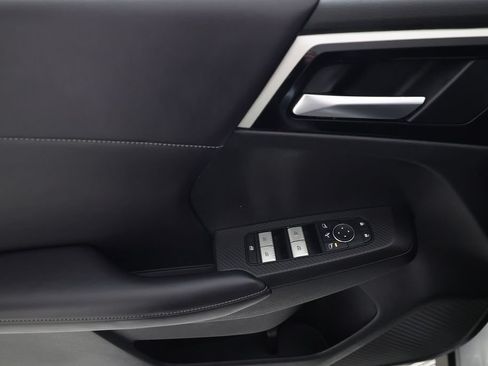 Used 2024 Mitsubishi Outlander SE FWD image 19
