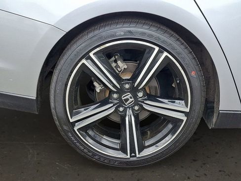 Certified 2023 Honda Accord Sport image 9