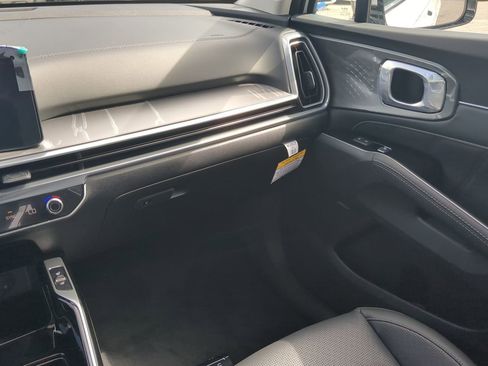 New 2026 Kia Sorento SX image 15