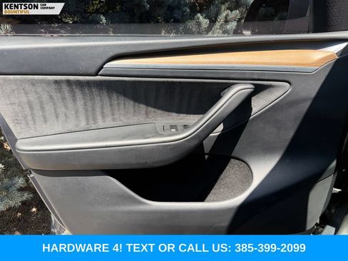 Used 2023 Tesla Model Y Long Range AWD/4WD image 15