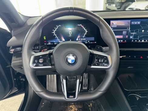 Used 2025 BMW 530i w/ M Sport Package RWD image 21
