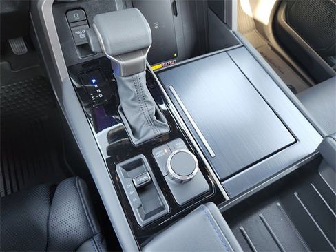 New 2026 Toyota Tundra Platinum image 16