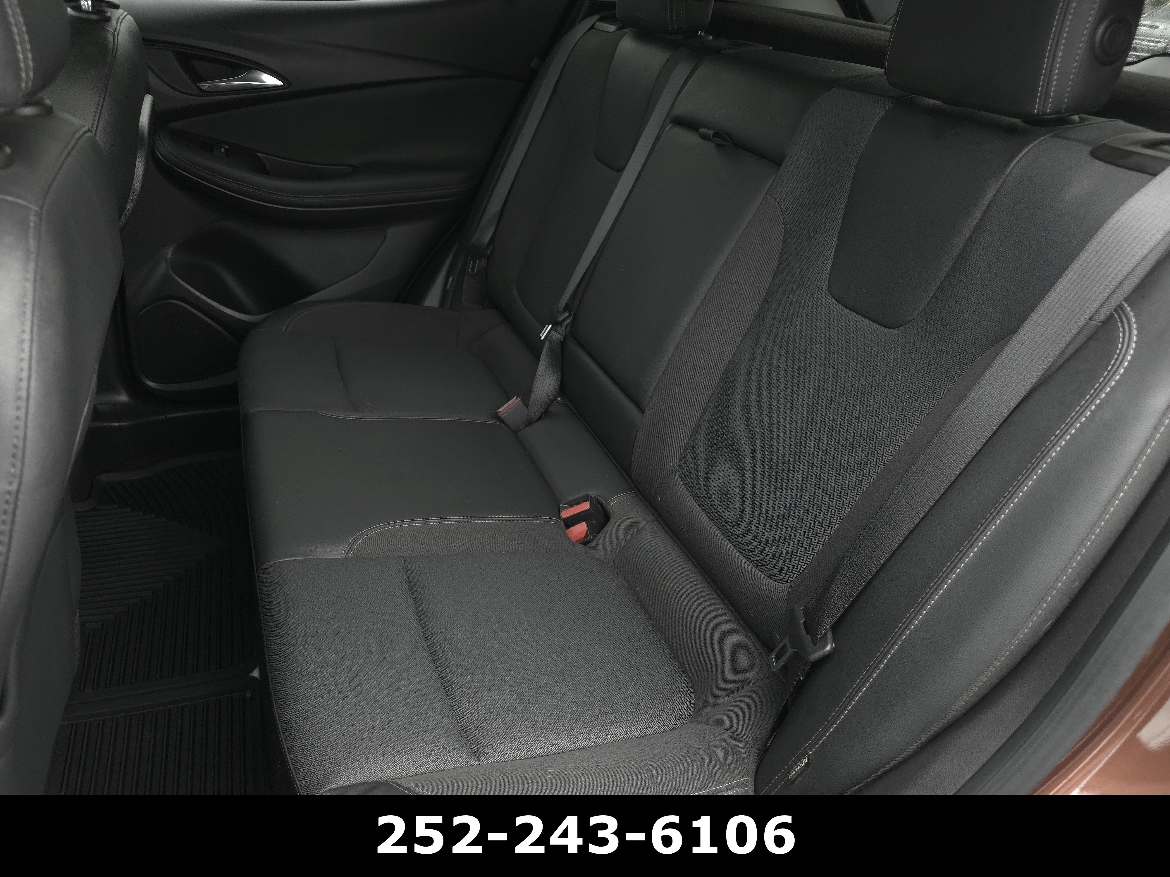 Used 2021 Buick Encore GX Select FWD image 27
