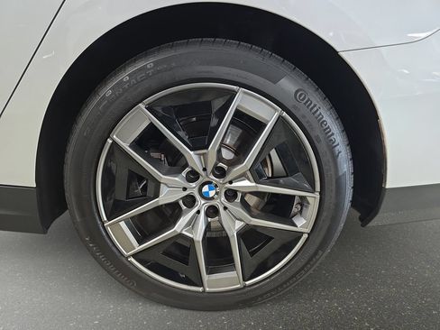 Used 2026 BMW 530i RWD image 32